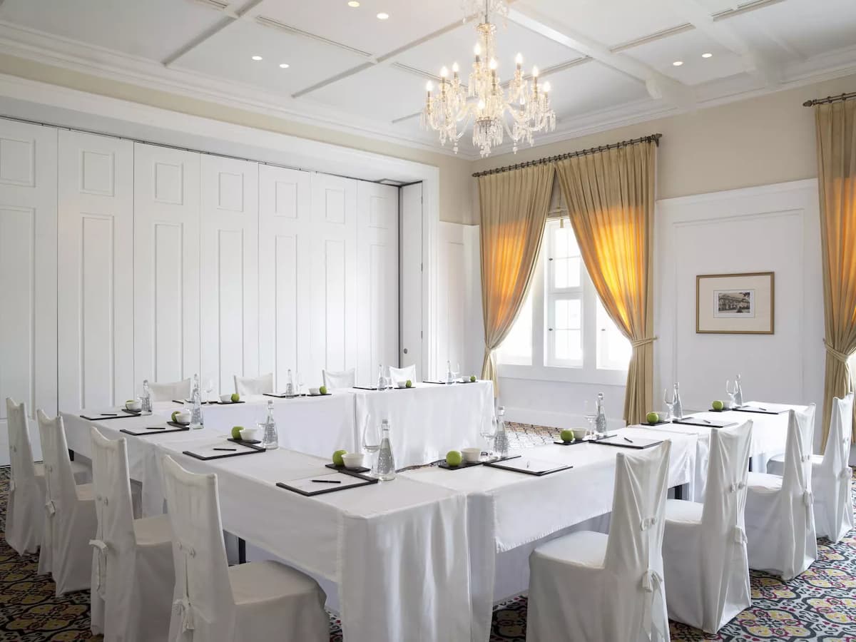 Bandung Room, Cilacap Room, Semarang Room, Surabaya Room