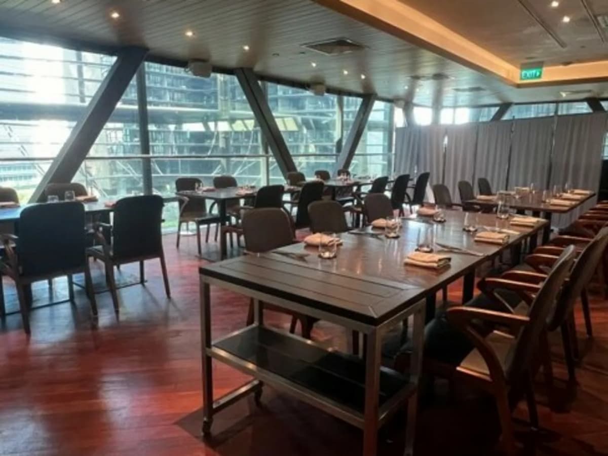 private dining room rental with floor-to-ceiling window