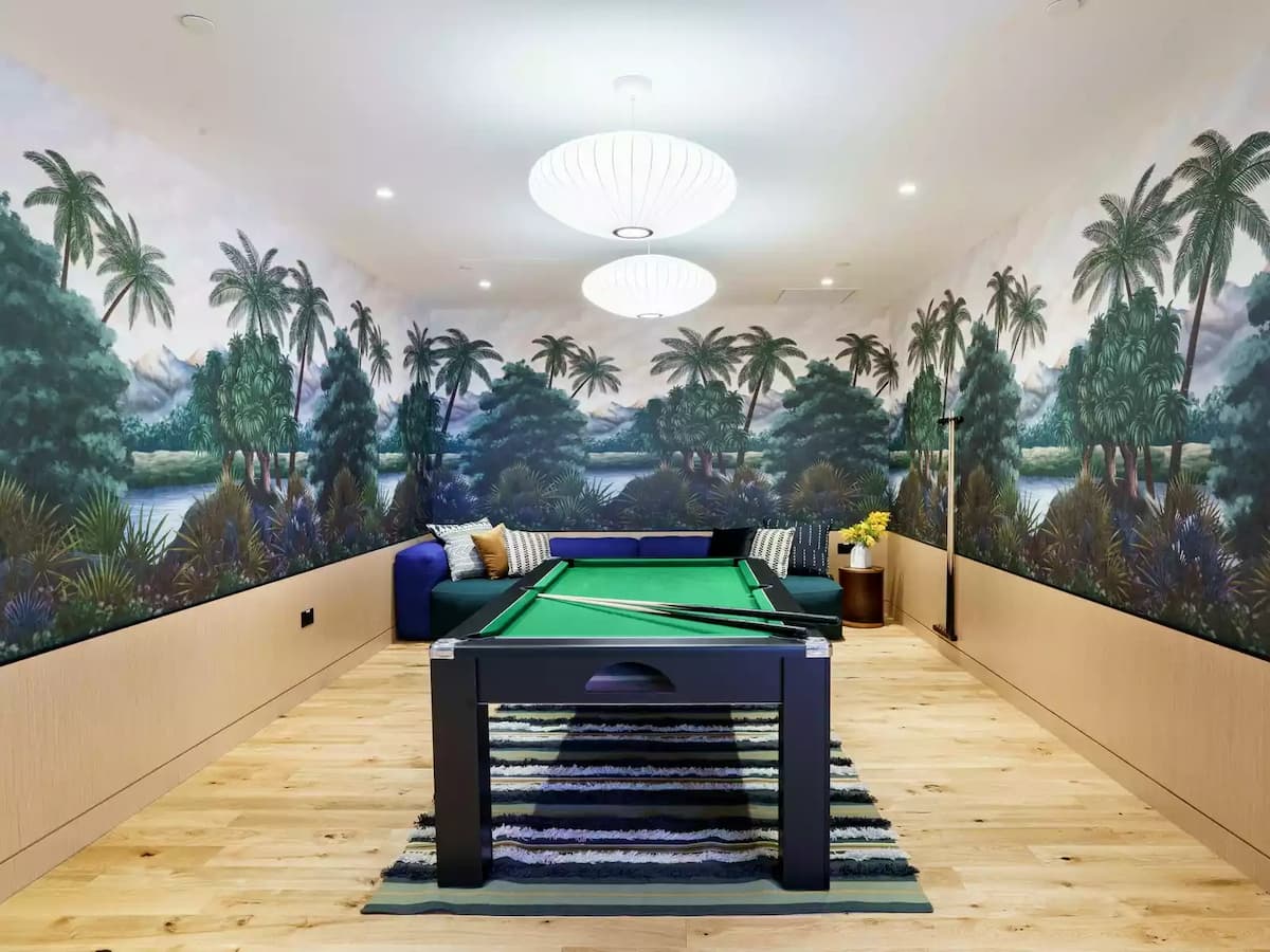 games room with billiard table and sofa