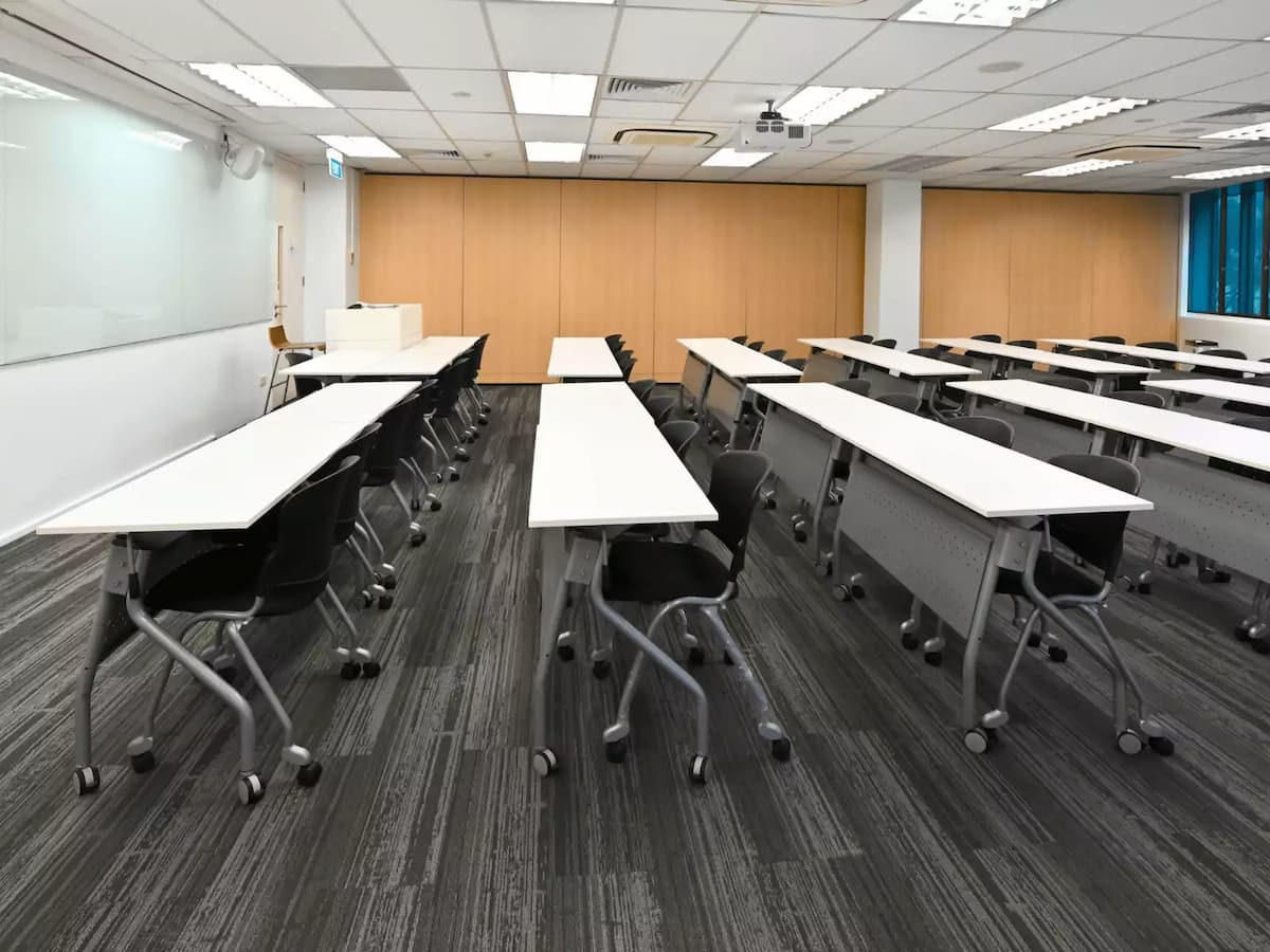tables in classroom set up