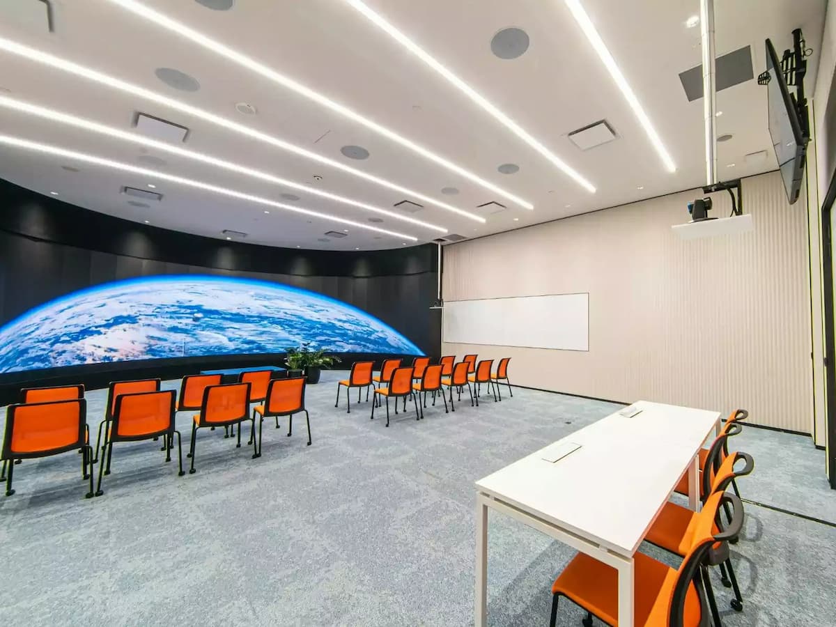 Atlantis 180 Studio
