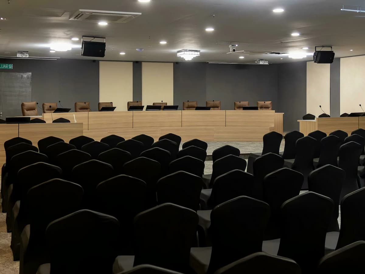 Hall 2