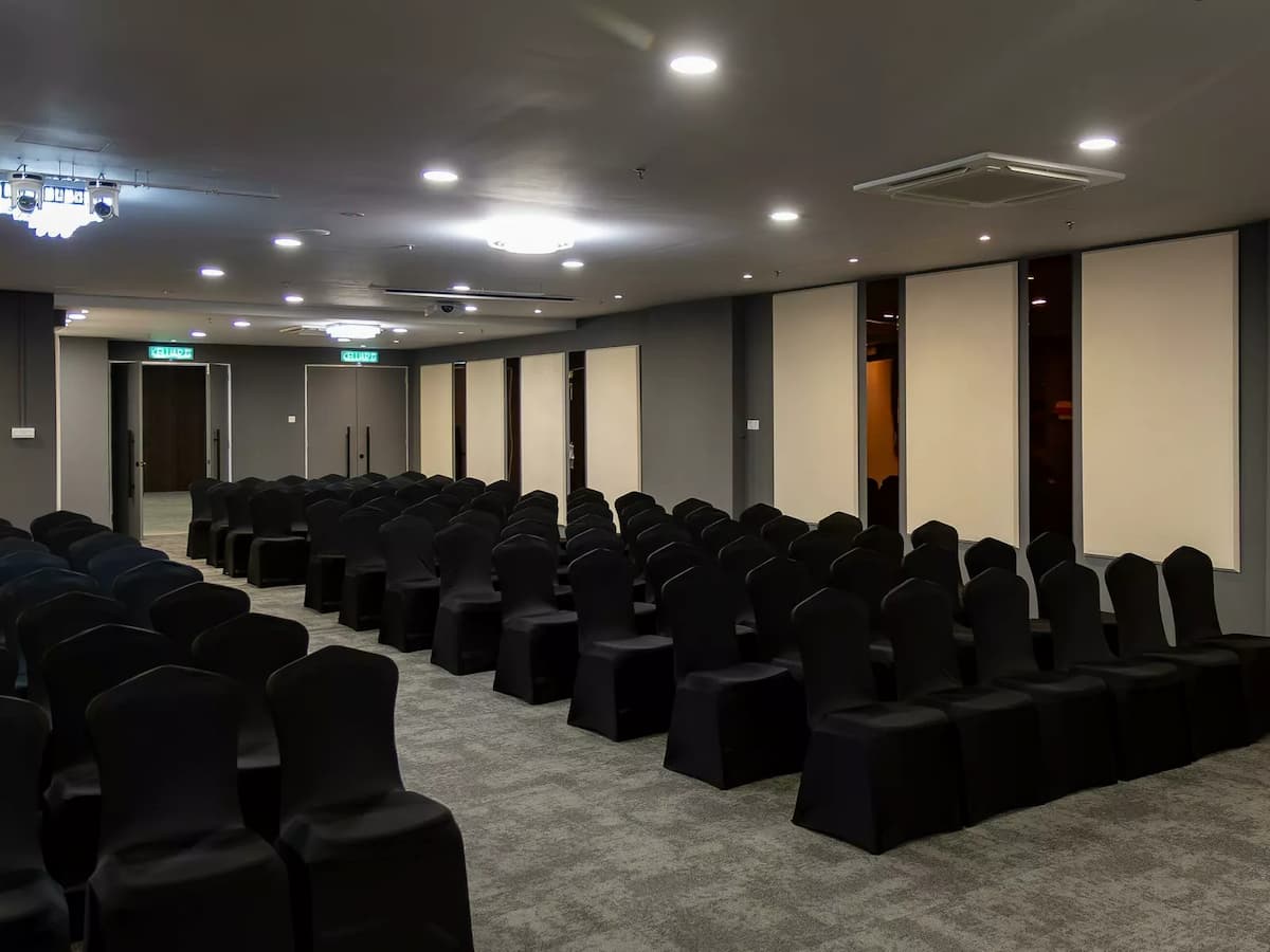 Hall 2