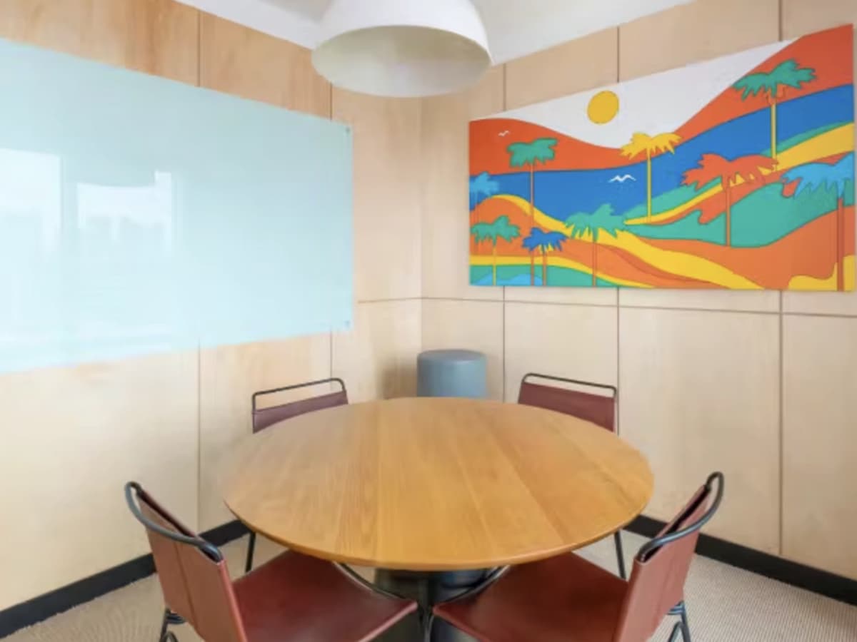 Meeting Room 17F