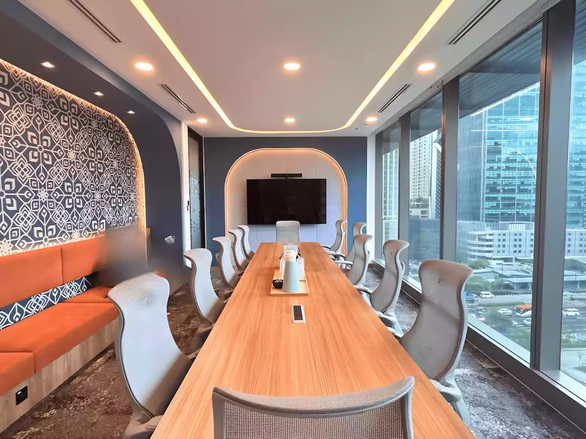 Meeting Room Large