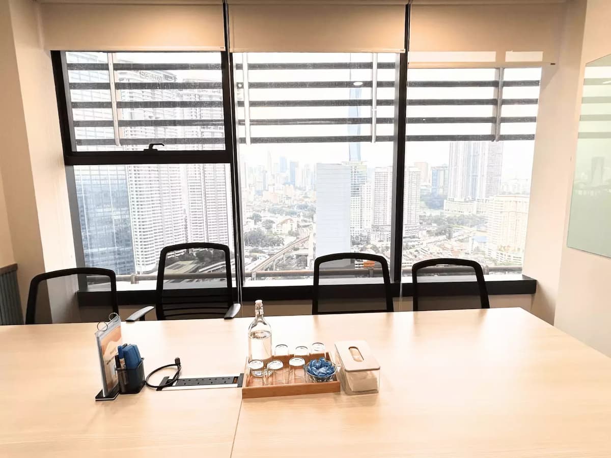 Meeting Room Medium
