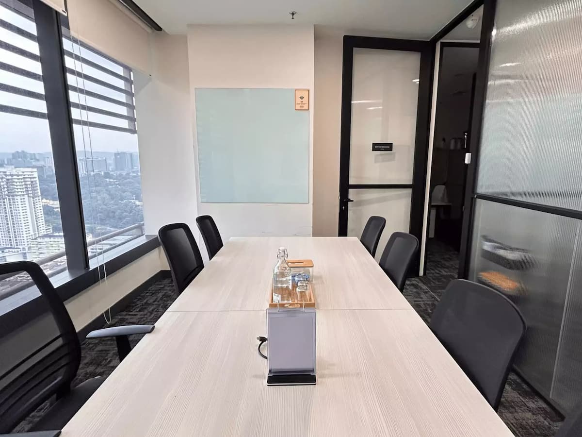 Meeting Room Medium