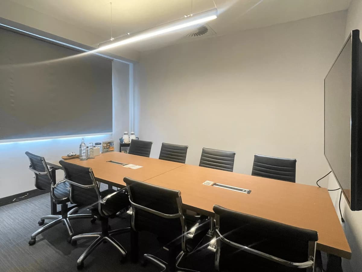 Meeting Room - 10 Pax