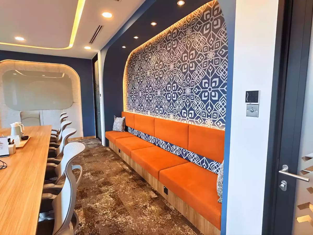 Mariam Meeting Room