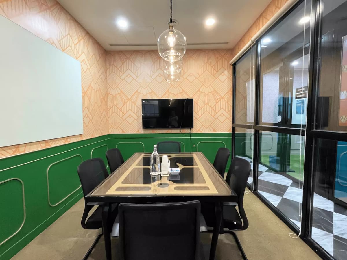 Exploration Meeting Room
