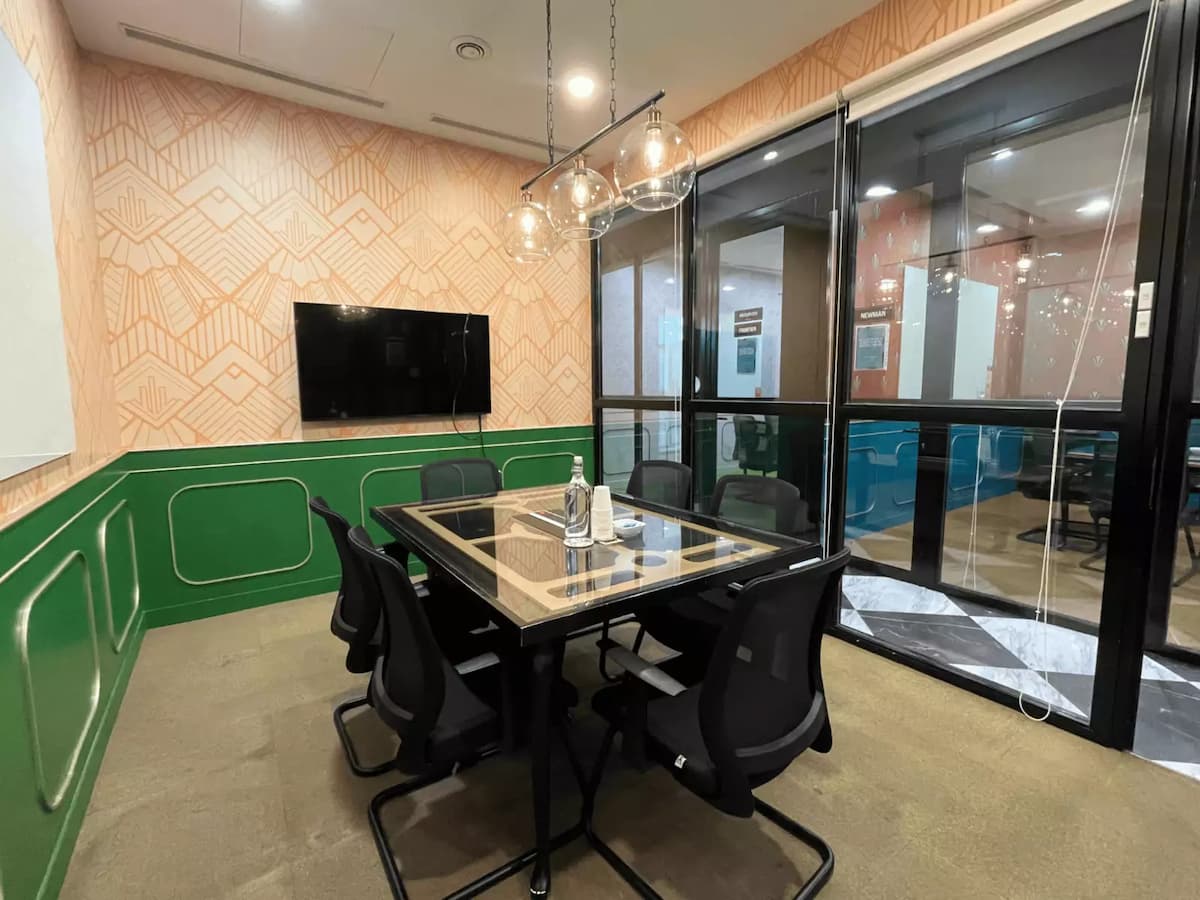 Exploration Meeting Room
