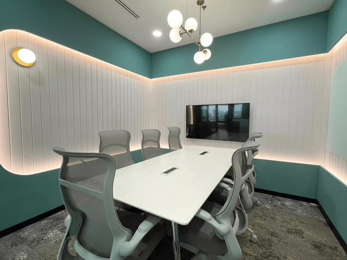 Amethyst Meeting Room