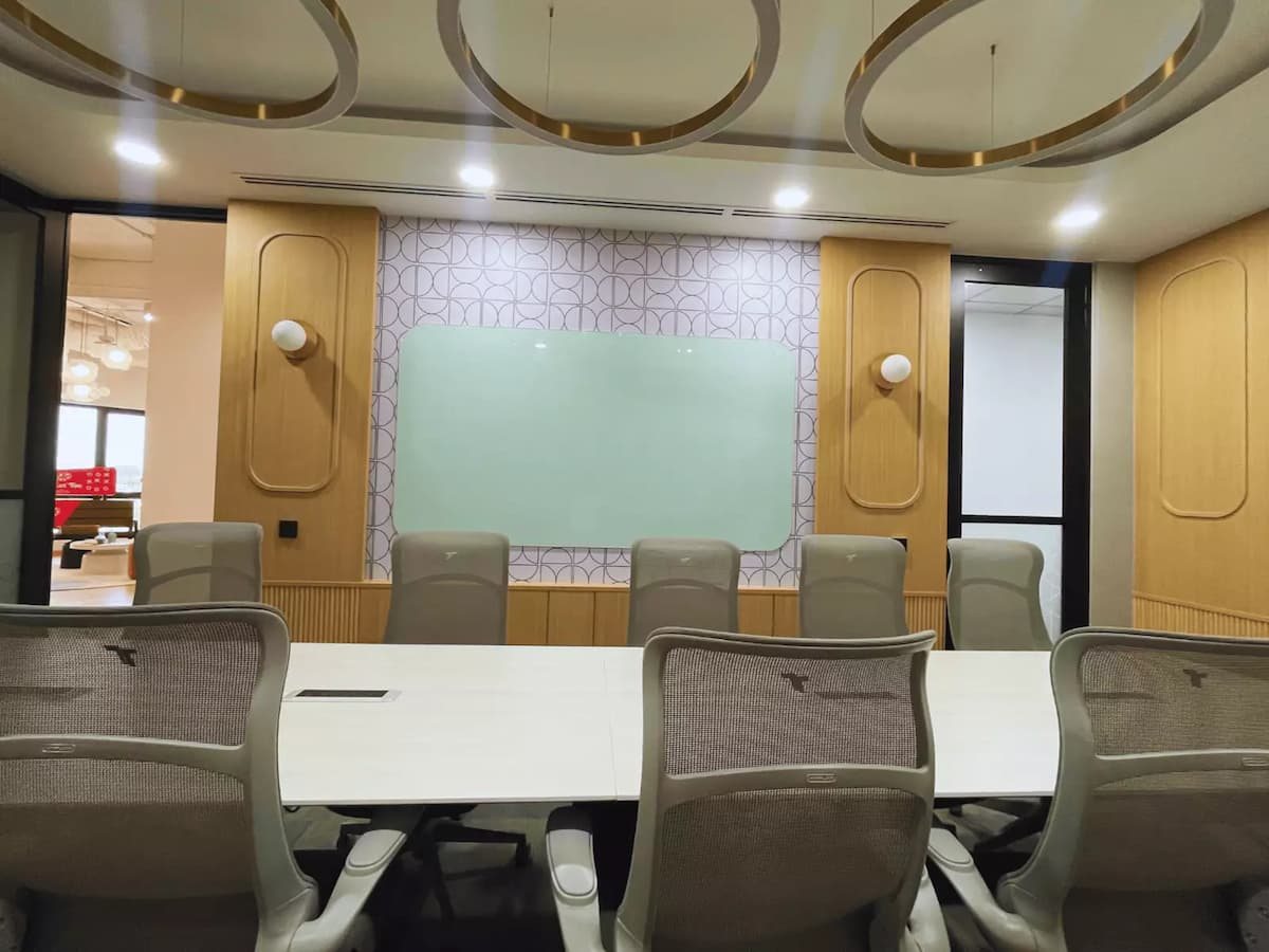 Diamond Meeting Room