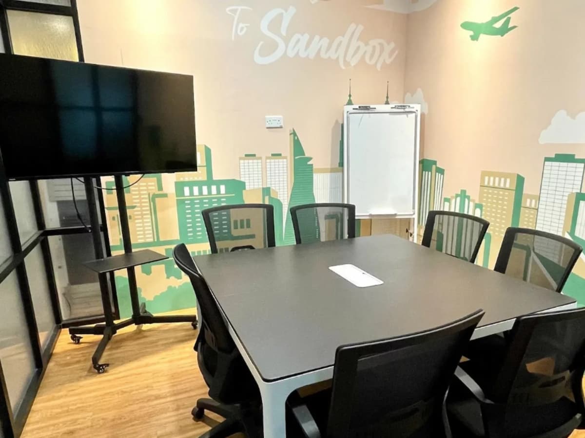 Medium Meeting Room