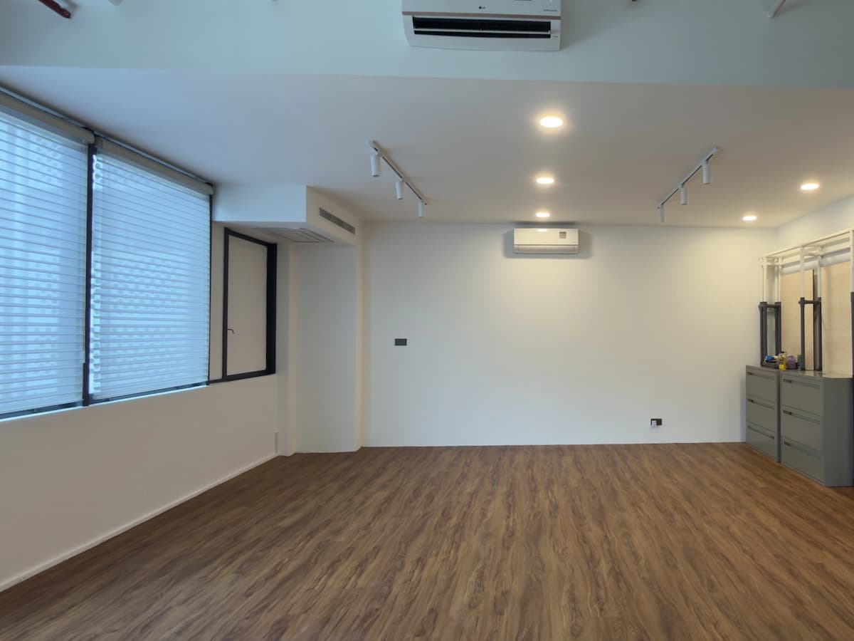 Meeting Space Up to 12 pax