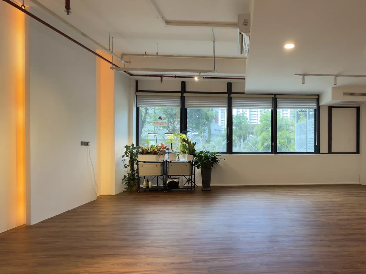 Meeting Space Up to 12 pax