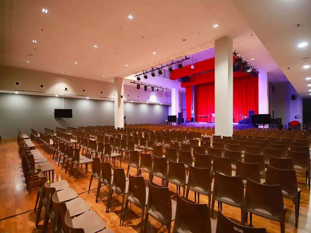 26 Lorong Grand Theatre