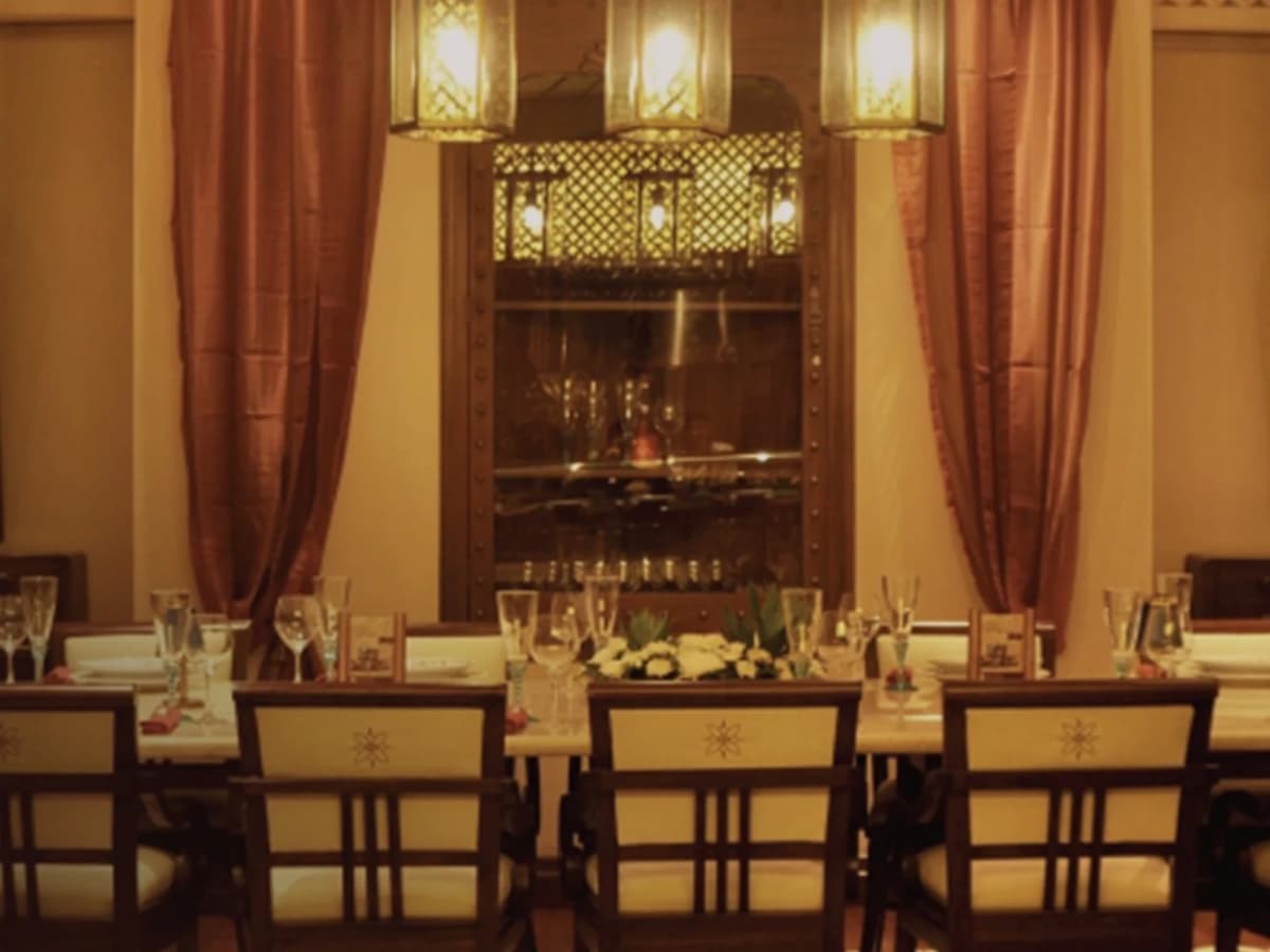 SENTHONG KIRI - Small Meeting Room