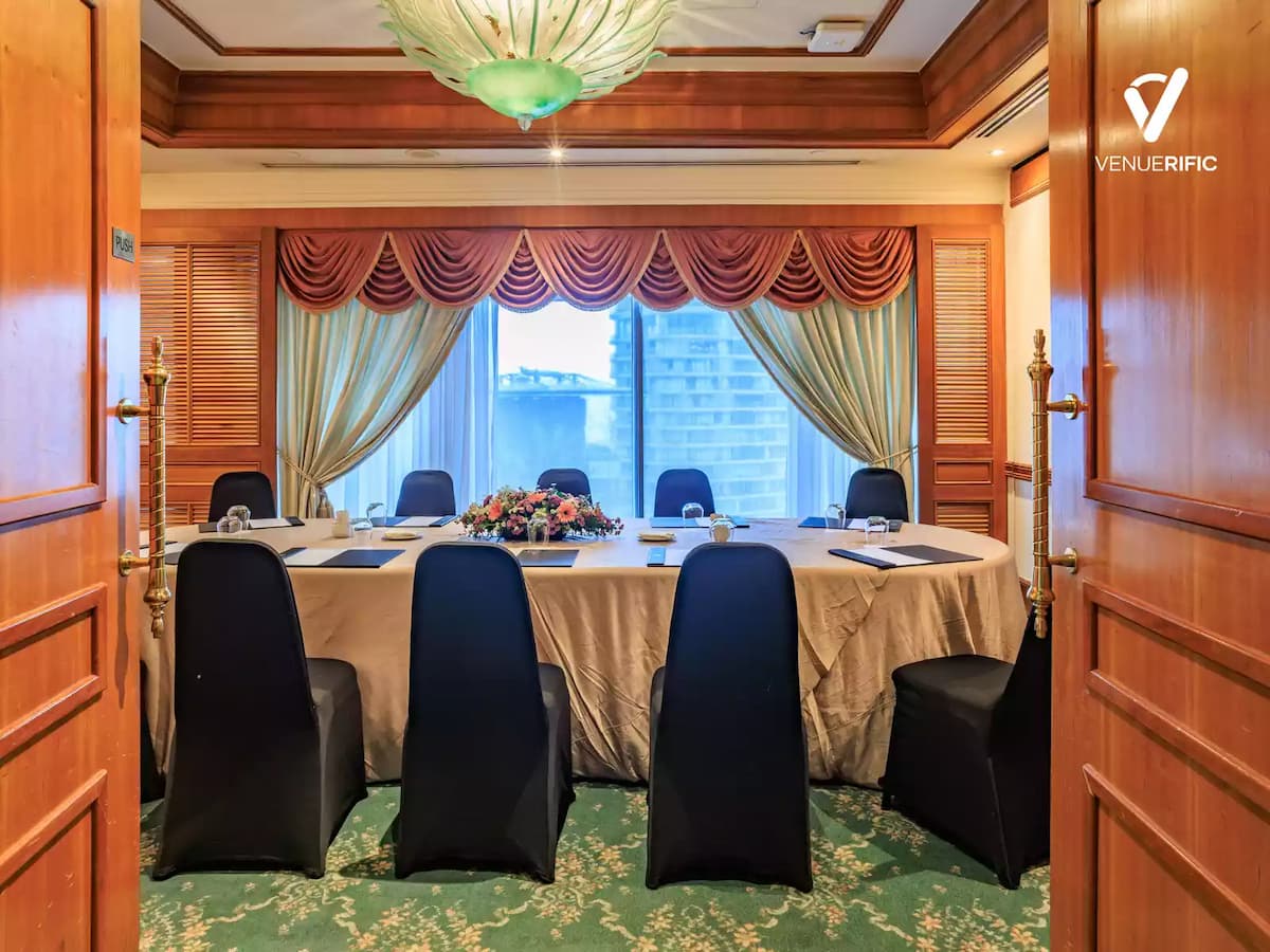 Tapis Room 1
