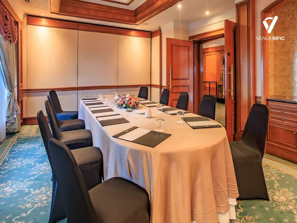 Tapis Room 1