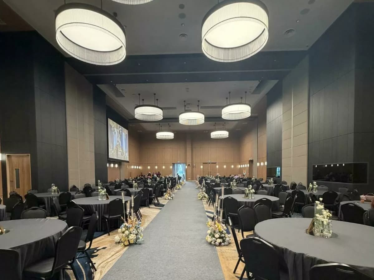 Grand Ballroom (Waterfront Ballroom + Waterhaven Ballroom combined)