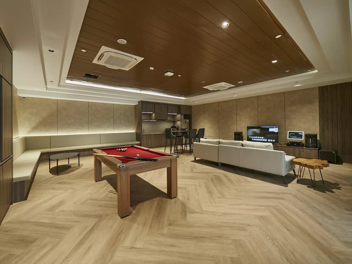 ManCaves (1 and 2)