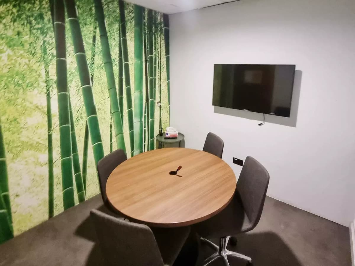 Sage Room (4 Pax)