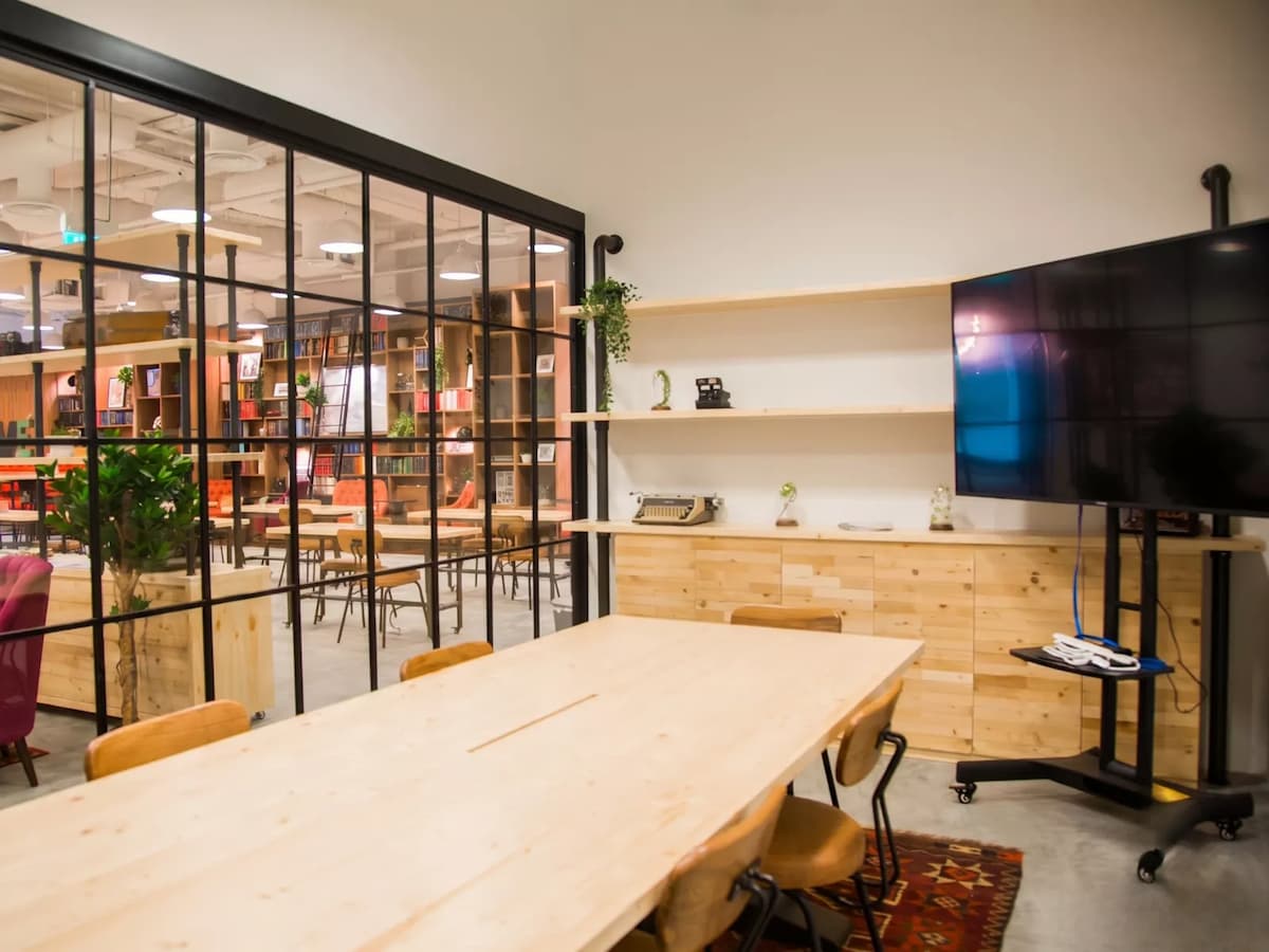 Meeting Room A (16 pax)