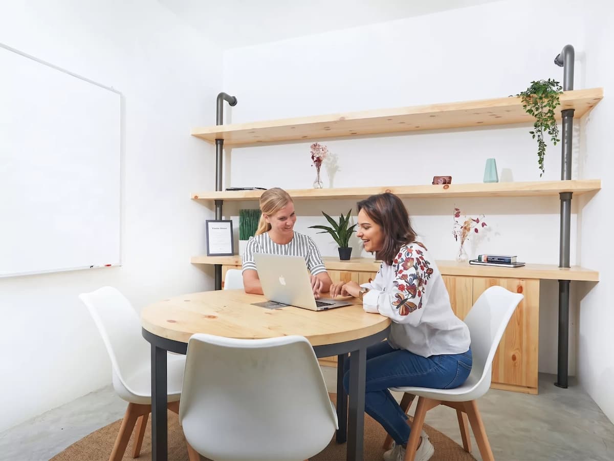 Meeting Room A (4 Pax)