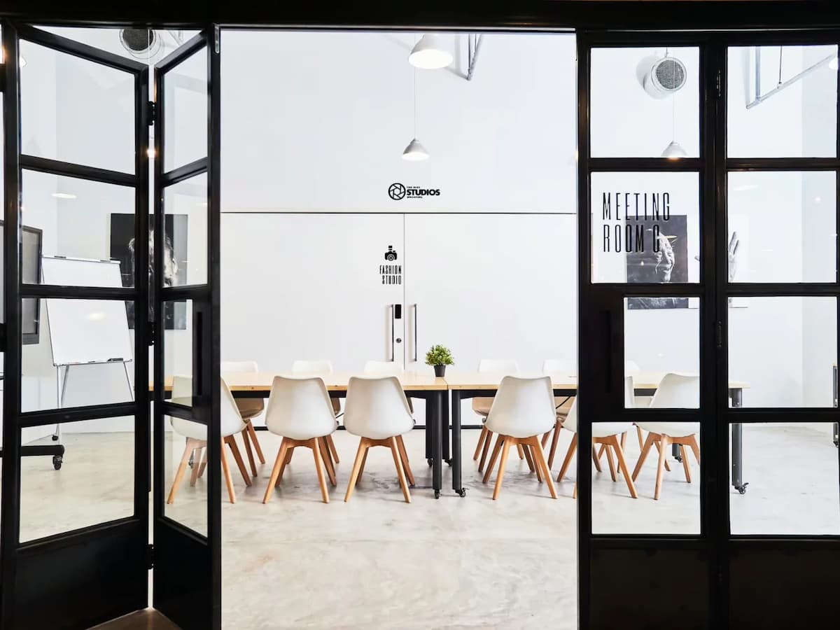 Meeting Room C (14 Pax)
