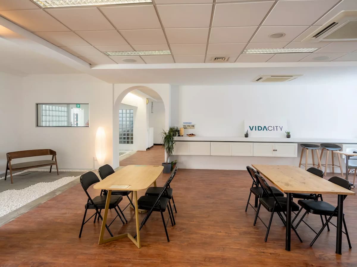 100 Pax - Vida Lounge