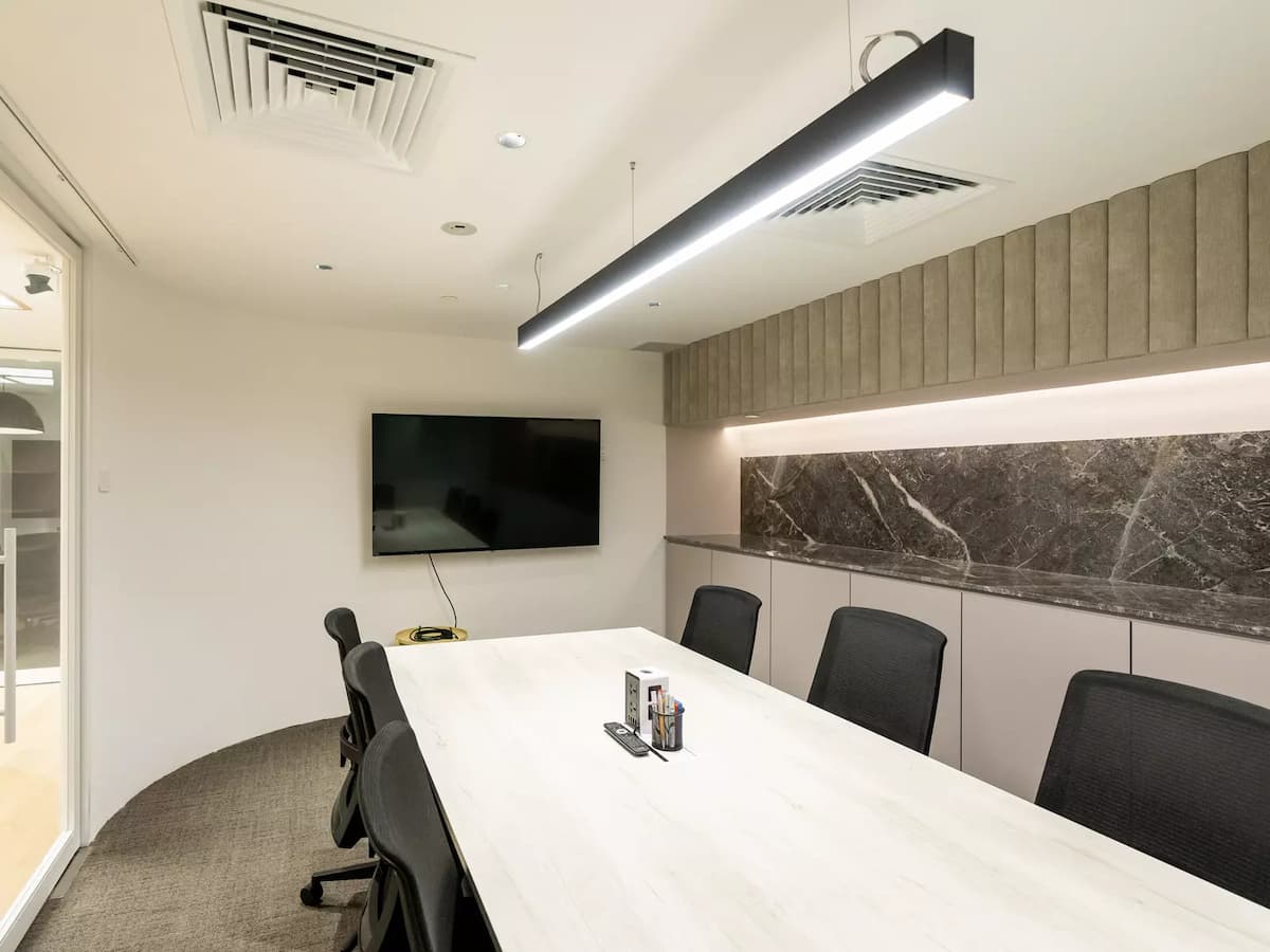 8 Pax - Boardroom