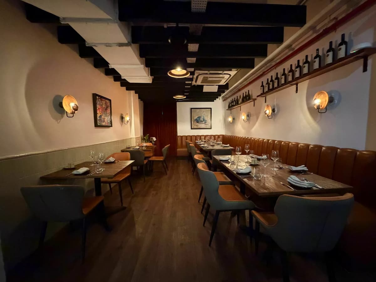 Entire Blockout of Main Dining Room