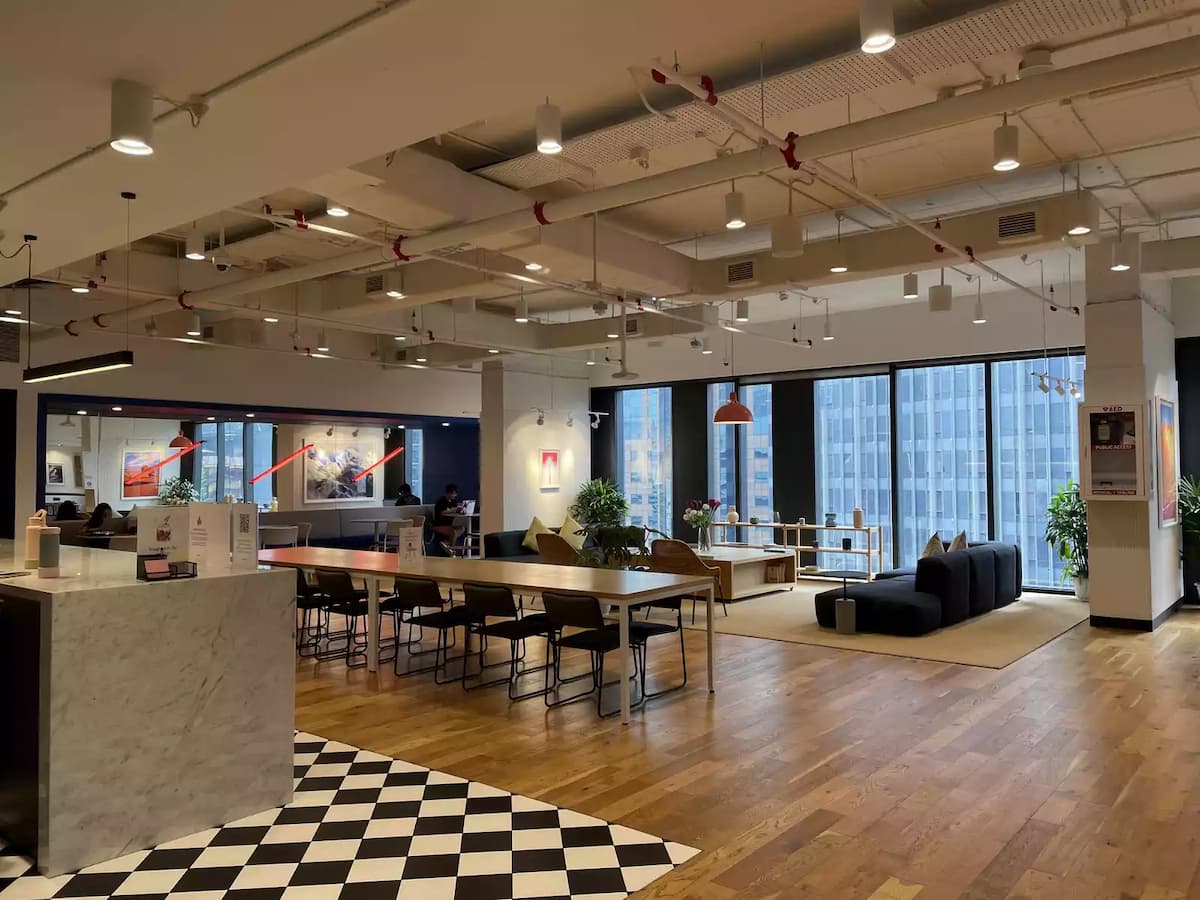 WeWork Equatorial Plaza - 17C