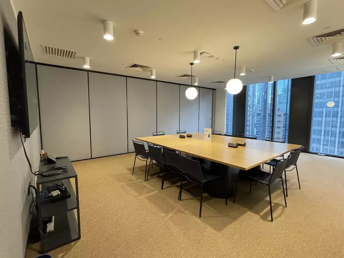 WeWork Equatorial Plaza - 18B