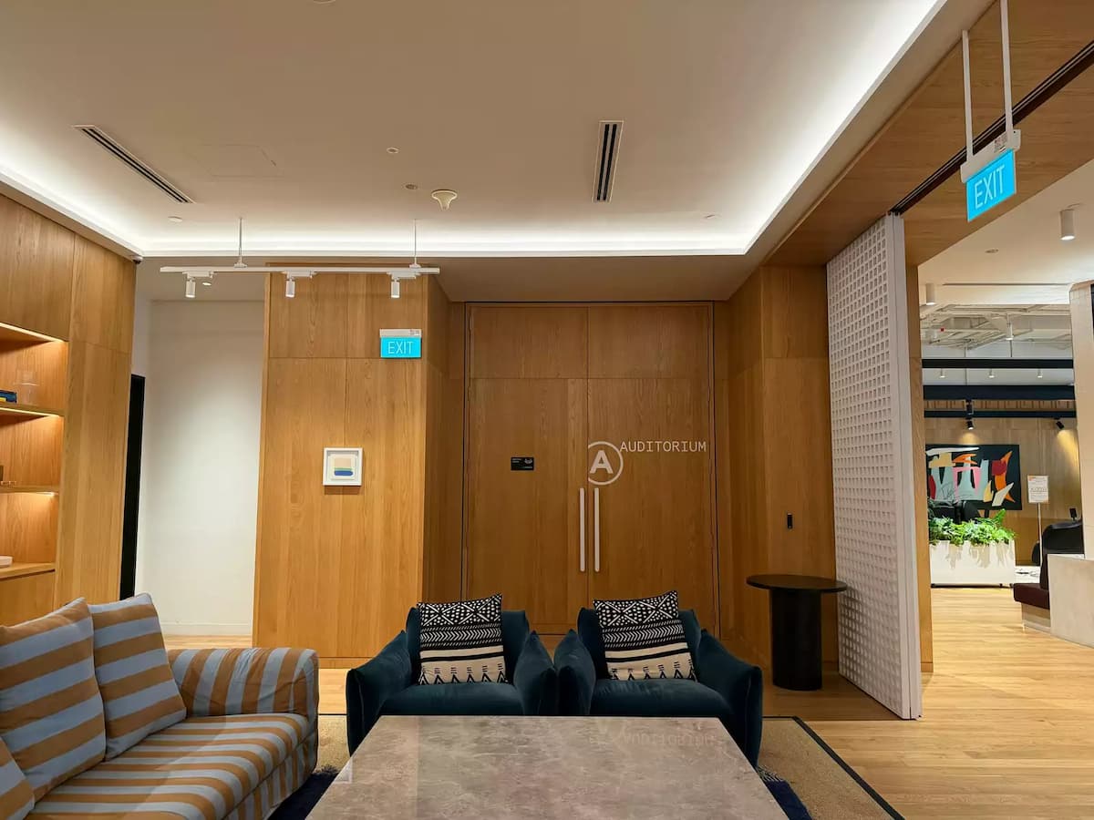 Wework 21CQ L1 Auditorium Entrance