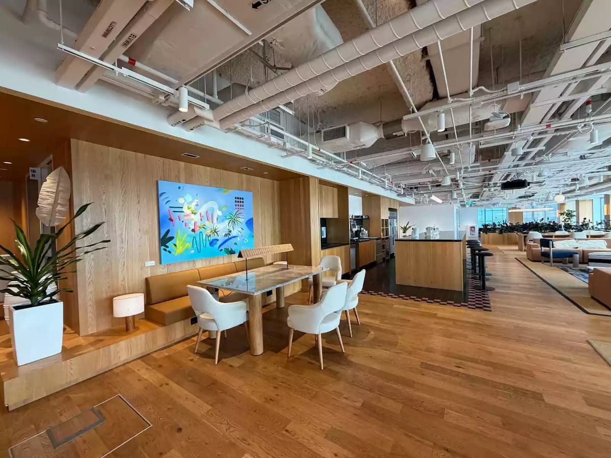 Wework 21CQ L18 Lounge 1