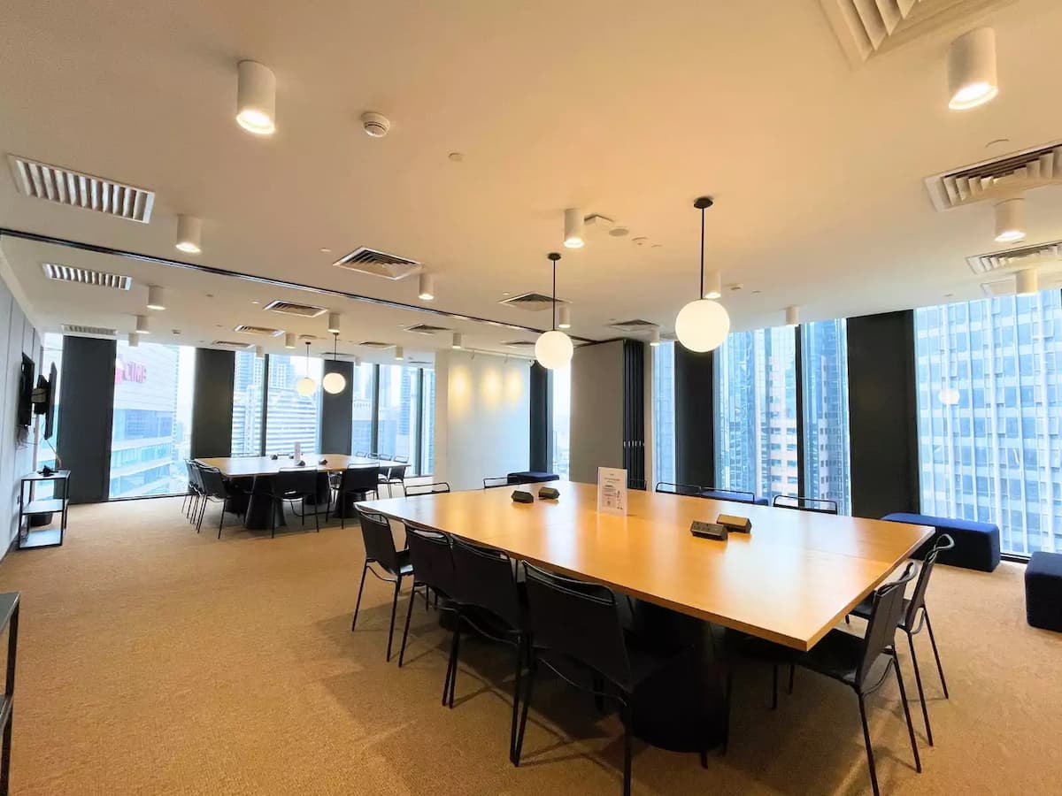 WeWork Equatorial Plaza - 18B + 18C